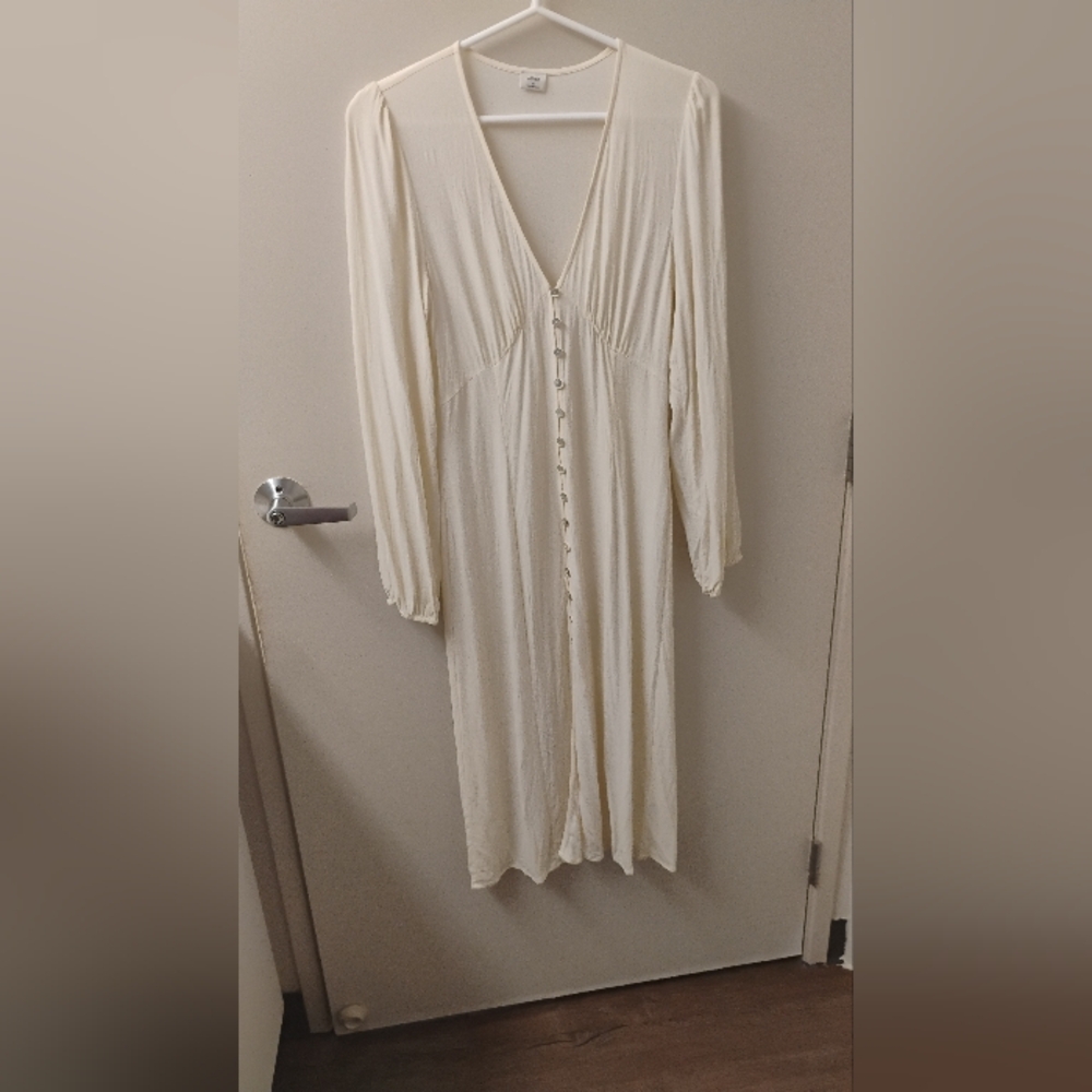 Wilfred Aritzia Womens Gallery Buttoned V Neck Midi Dress Sz M
